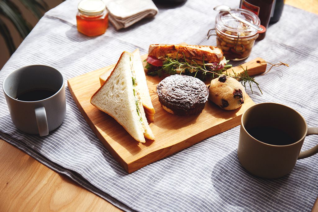 カッティングボードでランチ