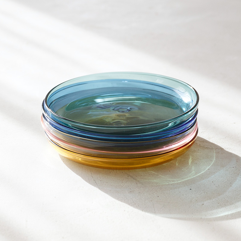 ポップなガラスのプレート