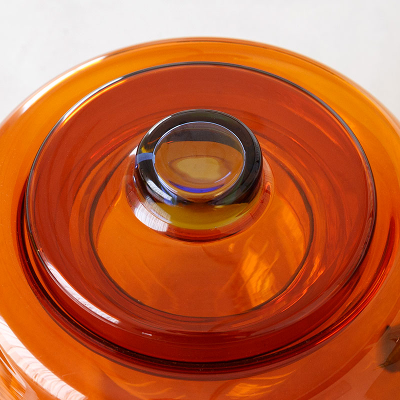 ポップなティーポット