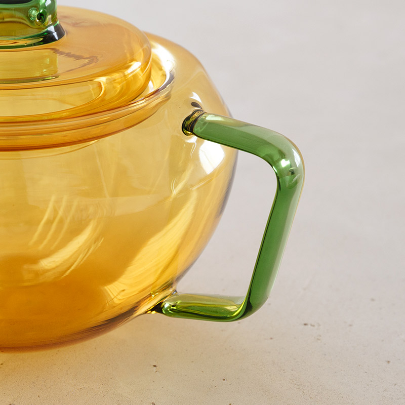 ポップなティーポット