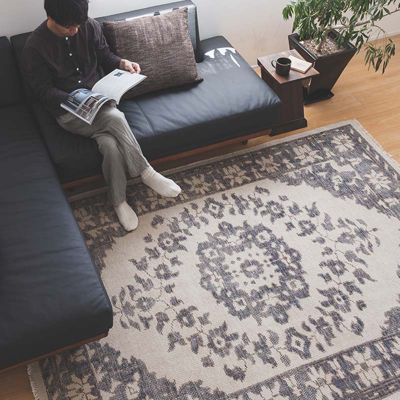 ヴィンテージ風ラグ ウール100％の白いラグ [DP02アイボリー] | ボー