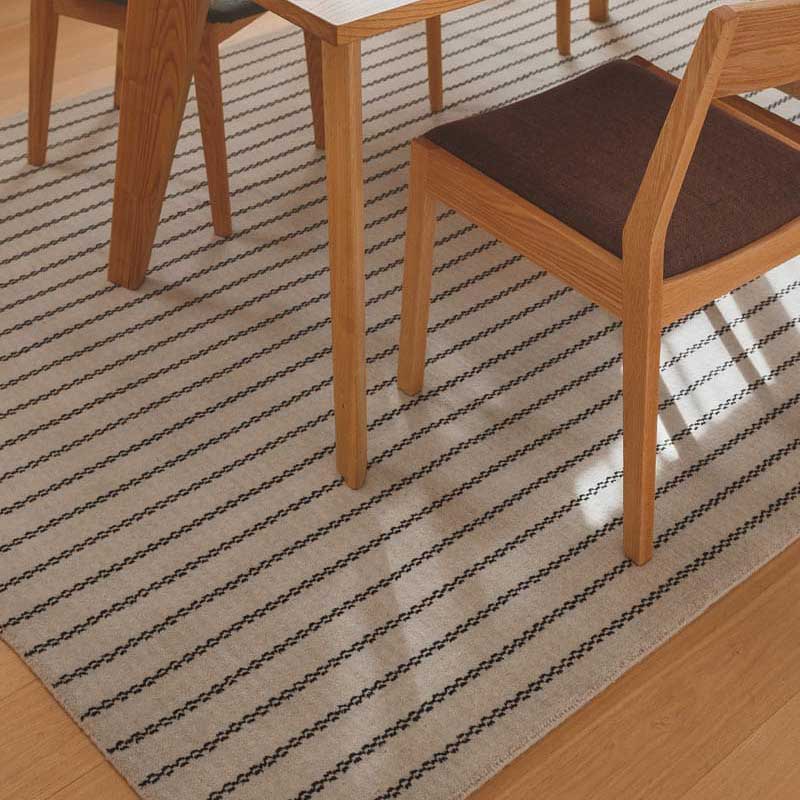 ナチュラルモダンな厚手ウールラグ [てざわりステッチボーダー