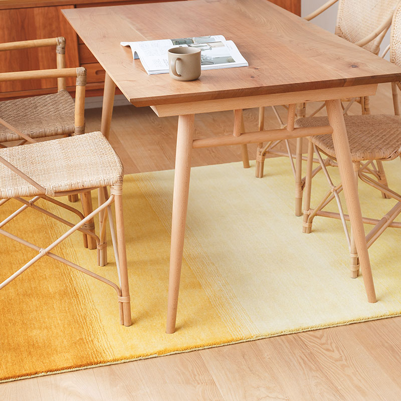 天然ウールを手仕事で織り上げたカラフル風水ラグ / ゴールド