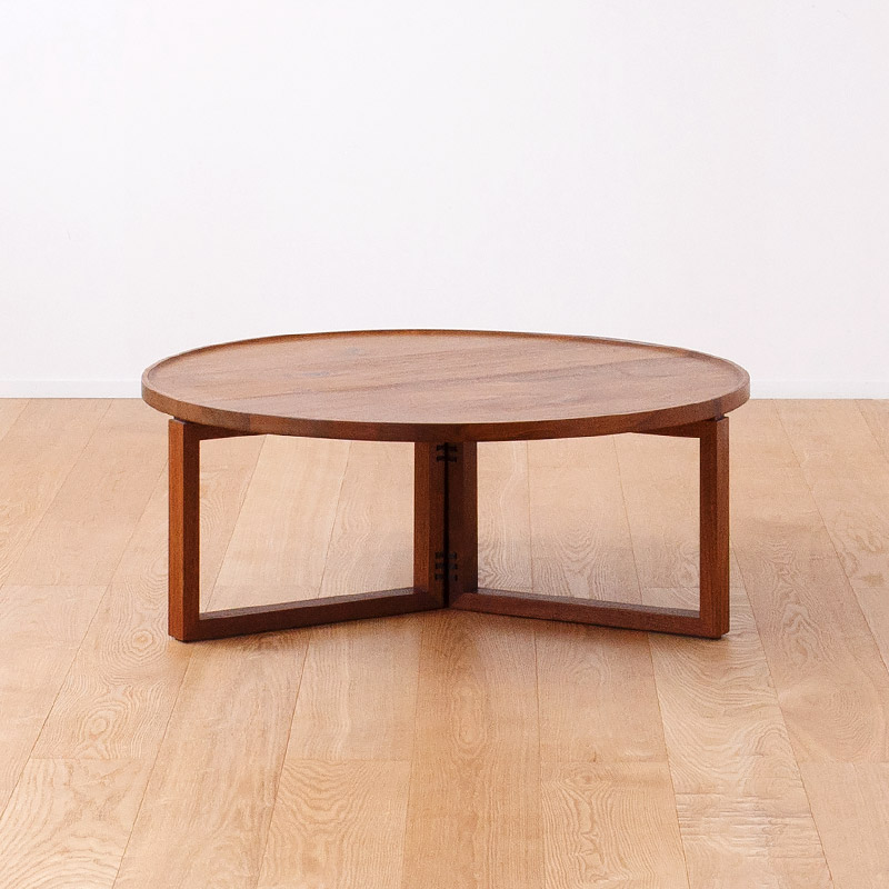 屏風脚のローテーブル