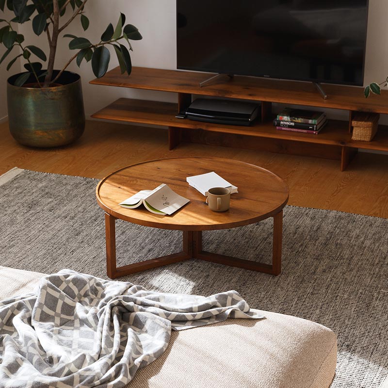 屏風脚のローテーブル