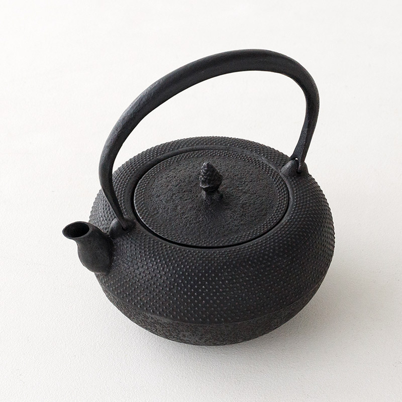 南部鉄器の鉄瓶