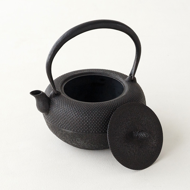 南部鉄器の鉄瓶