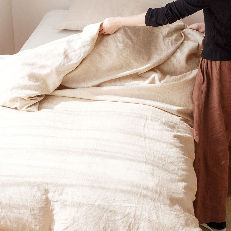 天然木の棚付きベッドフレーム