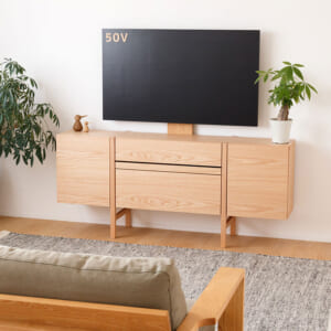 壁掛けテレビ対応のリビングボード