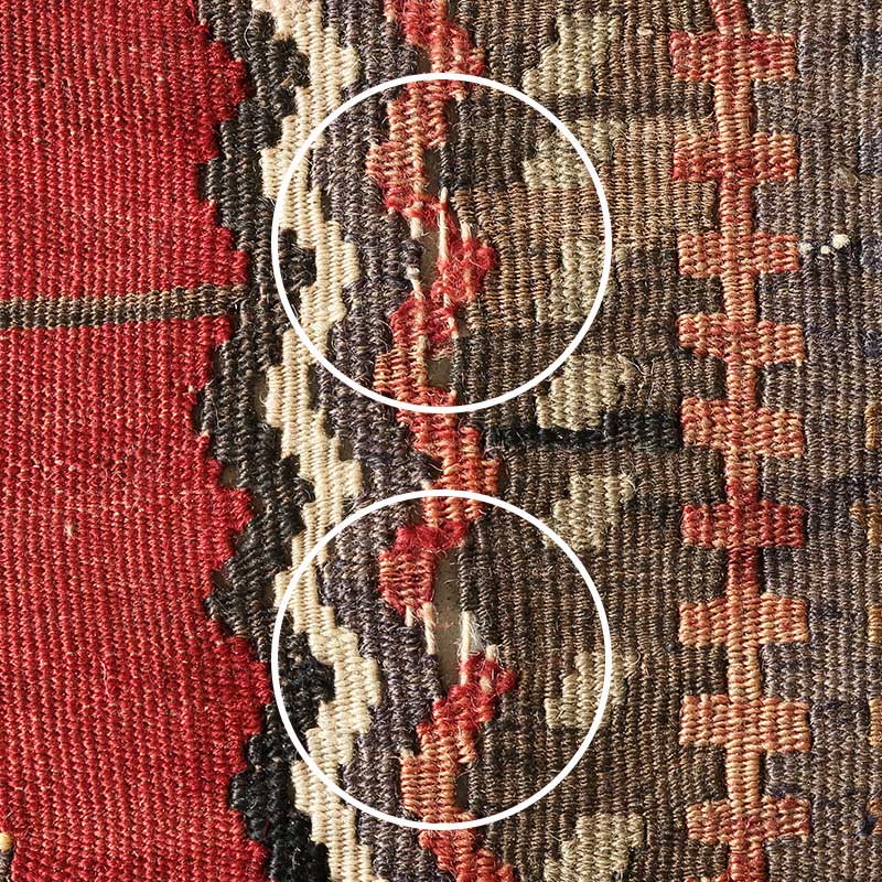 [ヤヒヤル] トルコ産 / OK102 / 糸抜け等で隙間になっている箇所あり