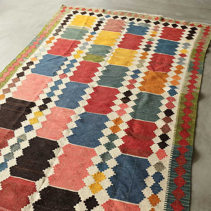 カシュガイキリム] イラン産 / OK82 | ボー・デコール オンラインショップ