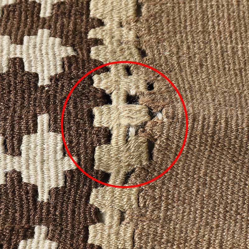 [ビジャー] イラン産 / OK89 / 糸の継ぎ目が伸びている箇所あり