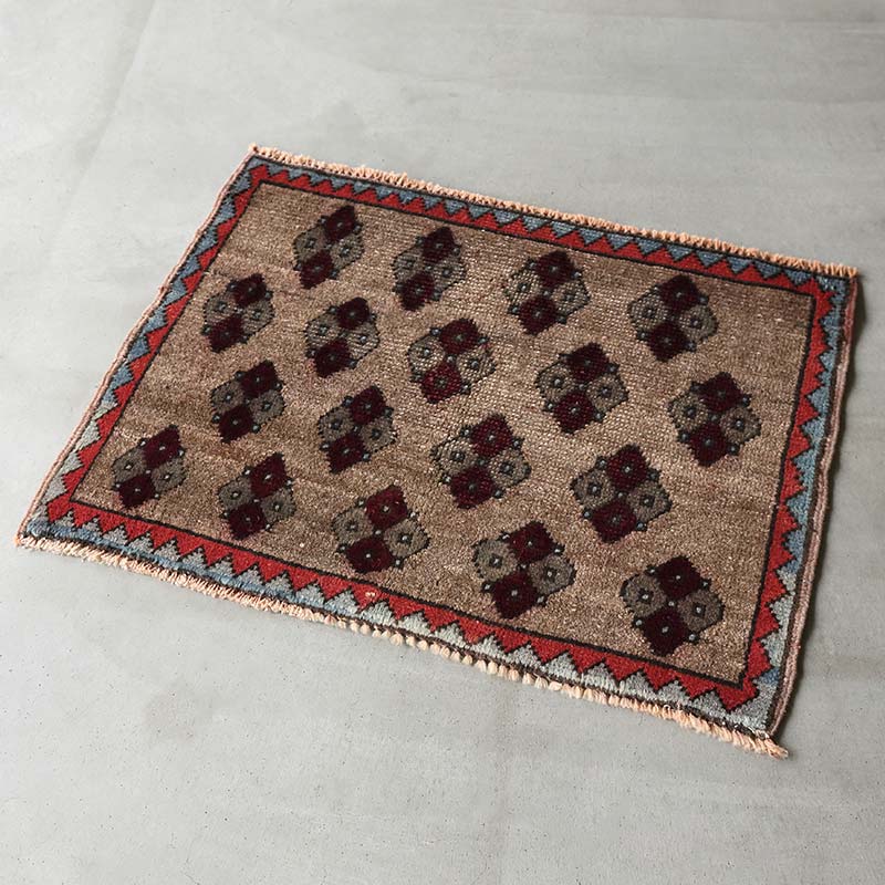 [バルーチ] 2000年代 / OR1059 / 濃く見える向き