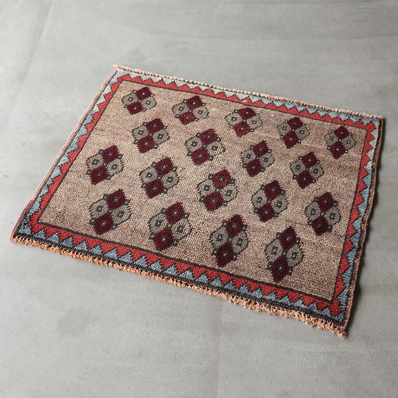 [バルーチ] 2000年代 / OR1059 / 明るく見える向き