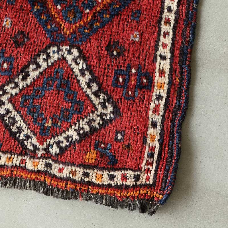 [シラーズ] イラン産 / 1990年代 / OR1093 / 47×80cm