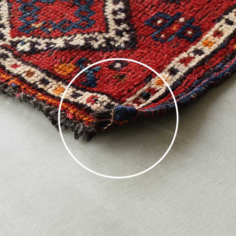 [シラーズ] イラン産 / 1990年代 / OR1093 / 47×80cm / 四隅に丸まるクセあり