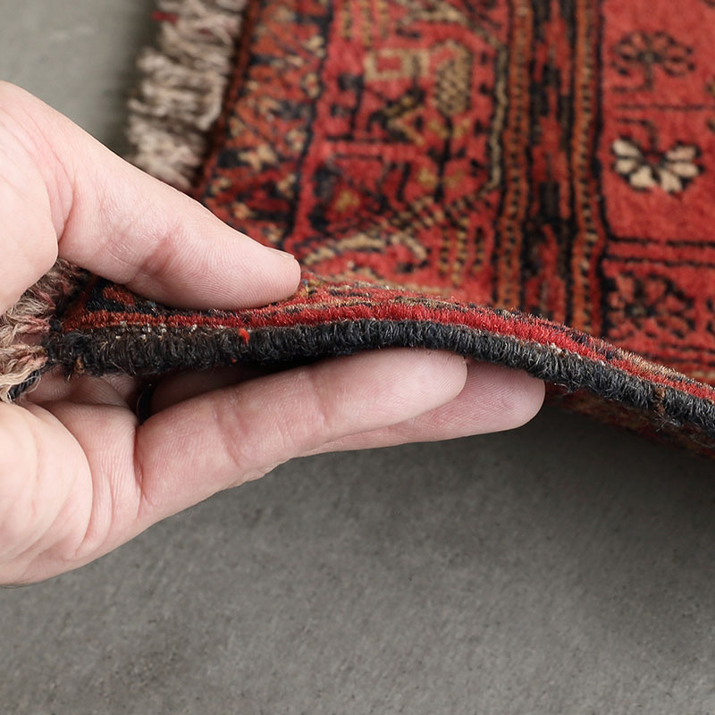 [トルクメン] 1990年代 / 76×54cm / OR1104 / 厚み：約8mm