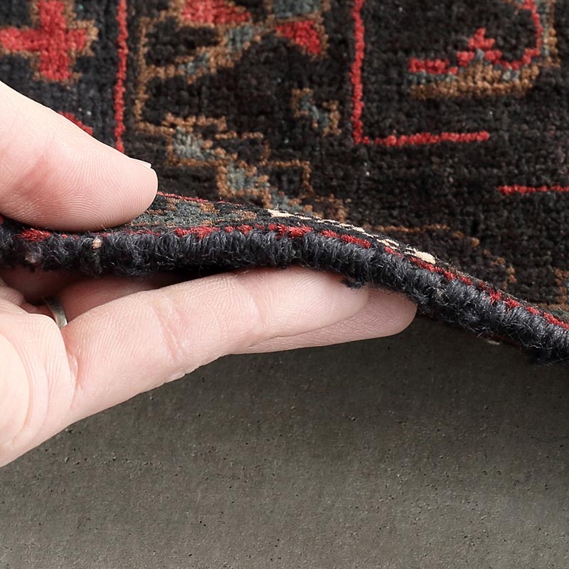 [バグラニ] アフガニスタン産 / 1990年代 / 55×93cm / OR1105 / 厚み：約7mm