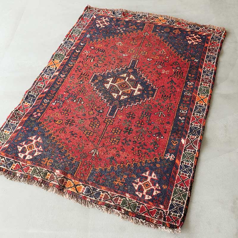 [シラーズ] イラン産 / 1980年代 / OR1135 / 108×151cm / 明るく見える向き