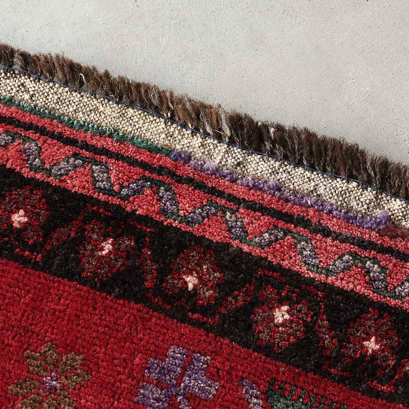 [バルーチ] アフガニスタン産 / 1970年代 / 98 × 184cm / OR513 / キリムエンド