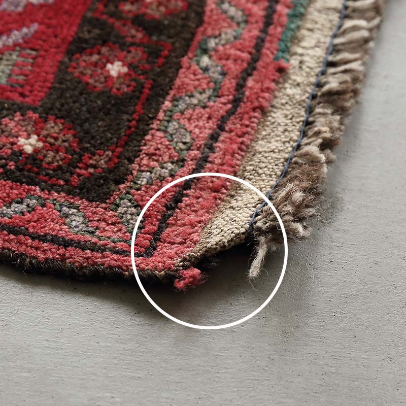 [バルーチ] アフガニスタン産 / 1970年代 / 98 × 184cm / OR513 / 角に丸まるクセあり