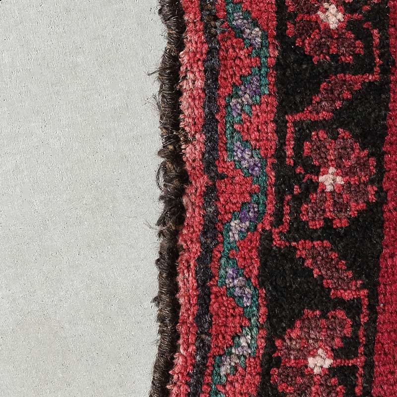 [バルーチ] アフガニスタン産 / 1970年代 / 98 × 184cm / OR513 / かがり部分全体的に細かなほつれあり