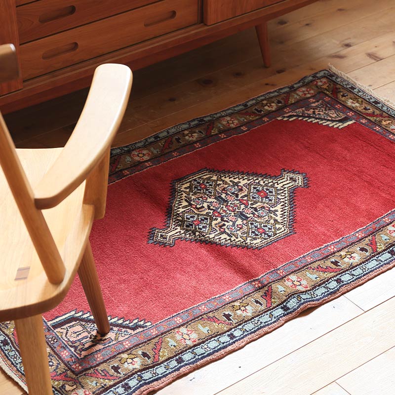 トライバルラグ / [シラーズ] イラン産 / 1970年代 / OR650