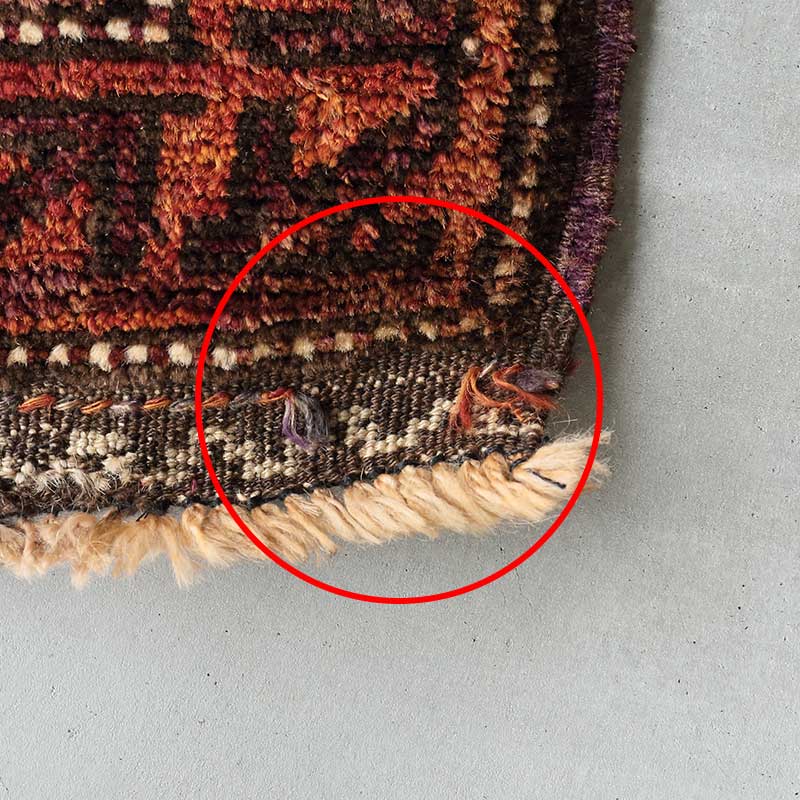 トライバルラグ バルーチ OR94-2105021 糸ほどけ