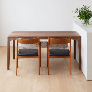 アーチレッグダイニングテーブル