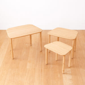 竹のネストテーブル