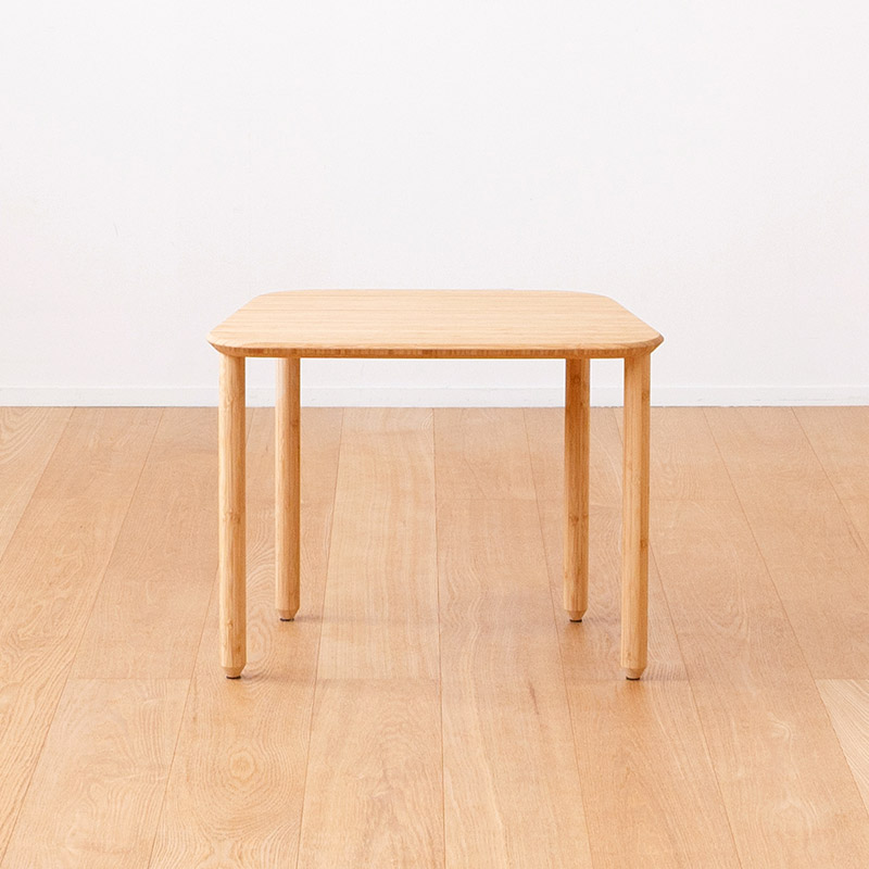 竹のネストテーブル