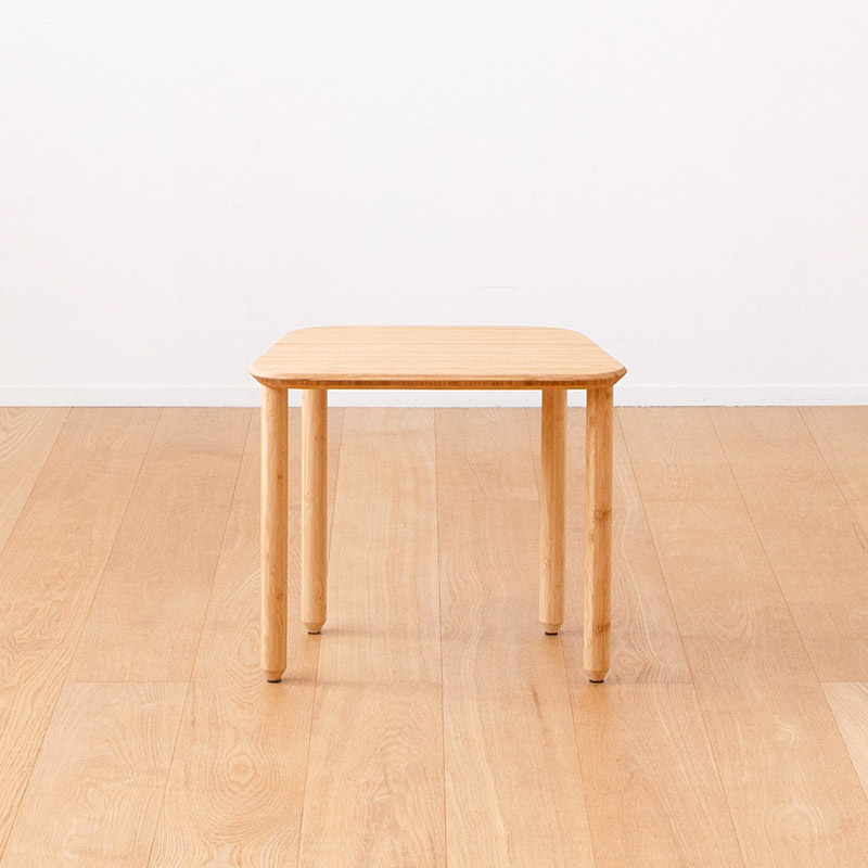 竹のネストテーブル