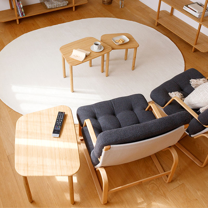 竹のネストテーブル