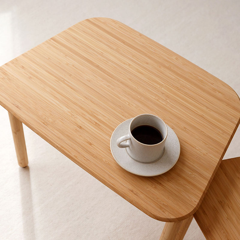 竹のネストテーブル