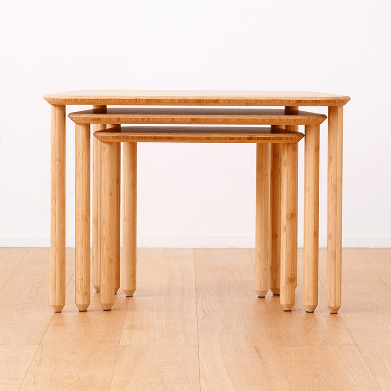 竹のネストテーブル