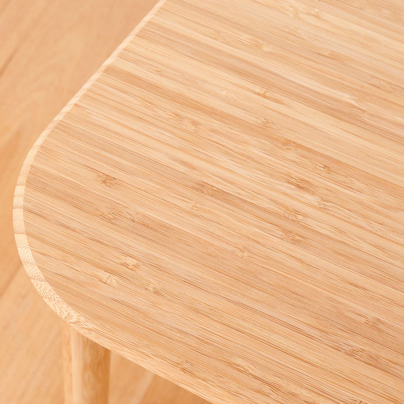 竹のネストテーブル