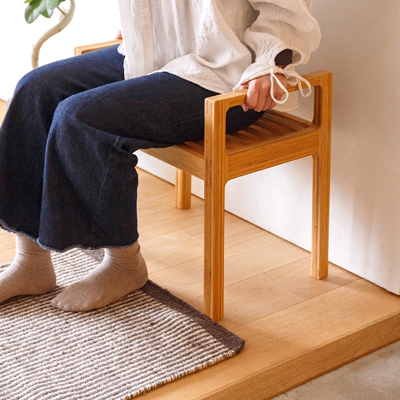 竹のスリットスツール