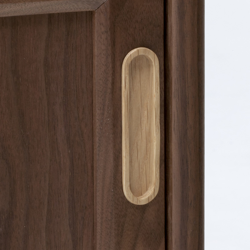 大収納のキャビネットウォールナット×ホワイトオーク
