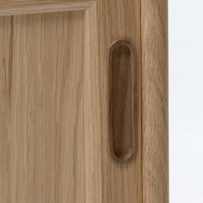 大収納のキャビネットホワイトオーク×ウォールナット