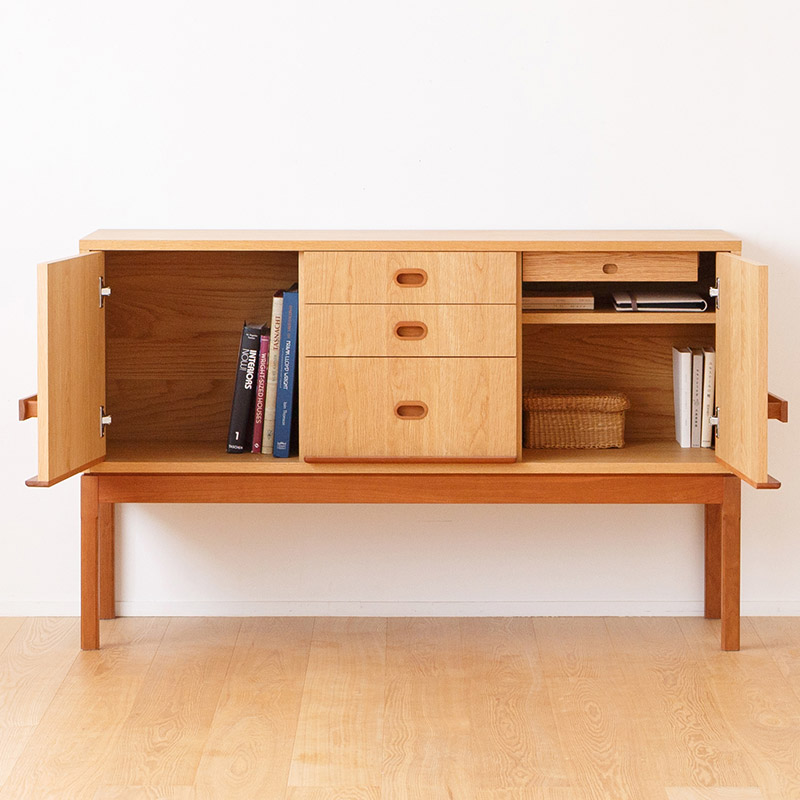 マガジンラック付き収納ボード