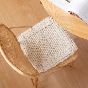 WW MIX flame シートクッション WW51JC 37cm角 椅子使用イメージ