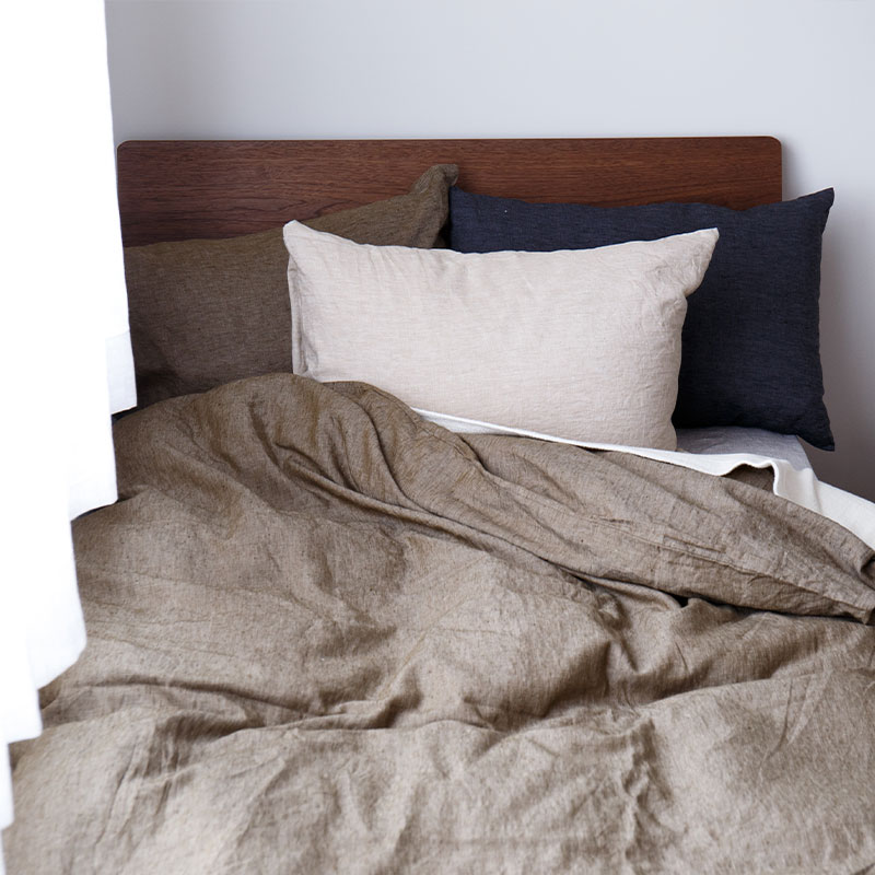 弧を描くベッドフレーム/ワイドシングルサイズ