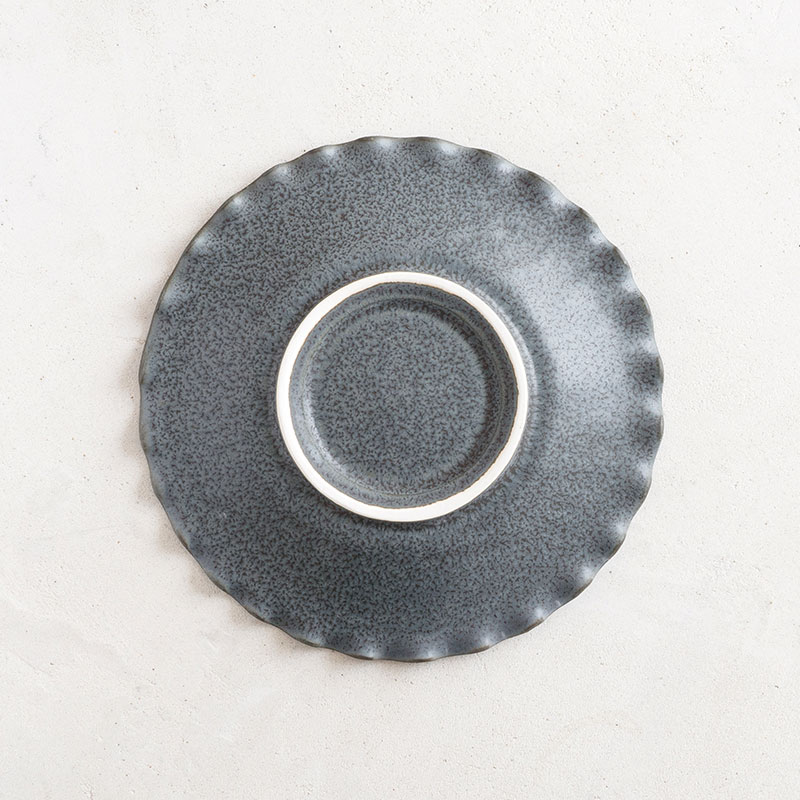 磁器のふち波プレート