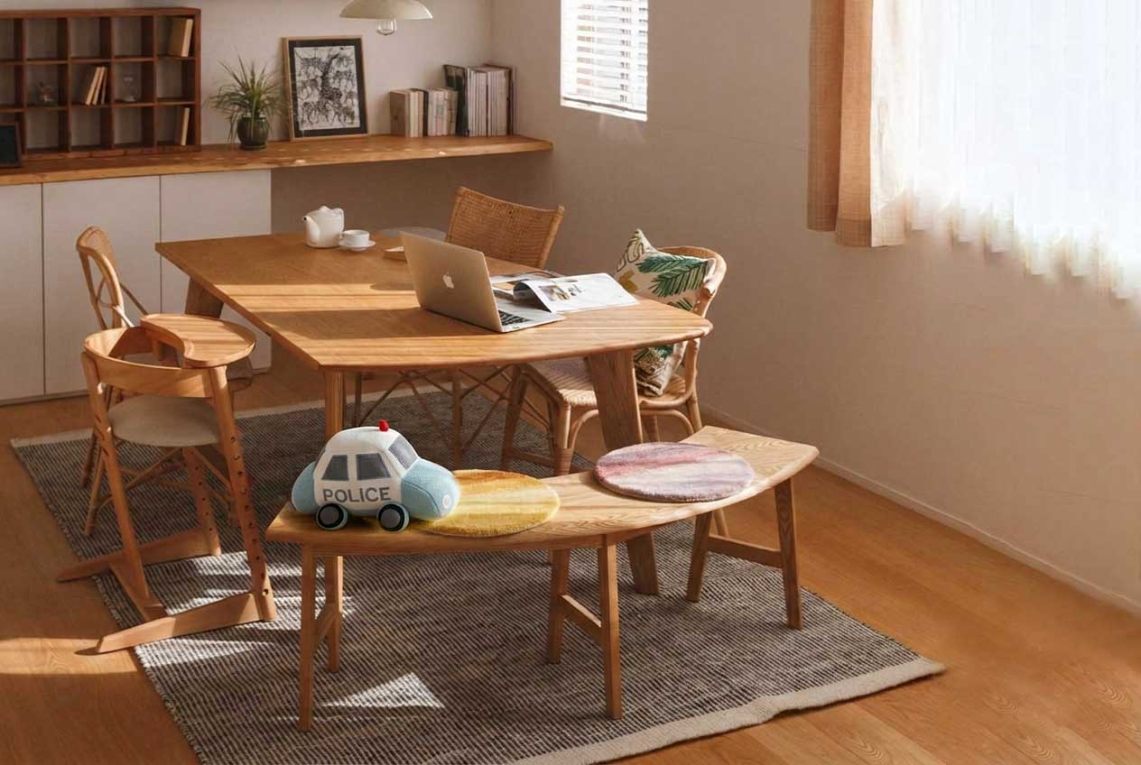 大人と子どもの自由なデスク生活