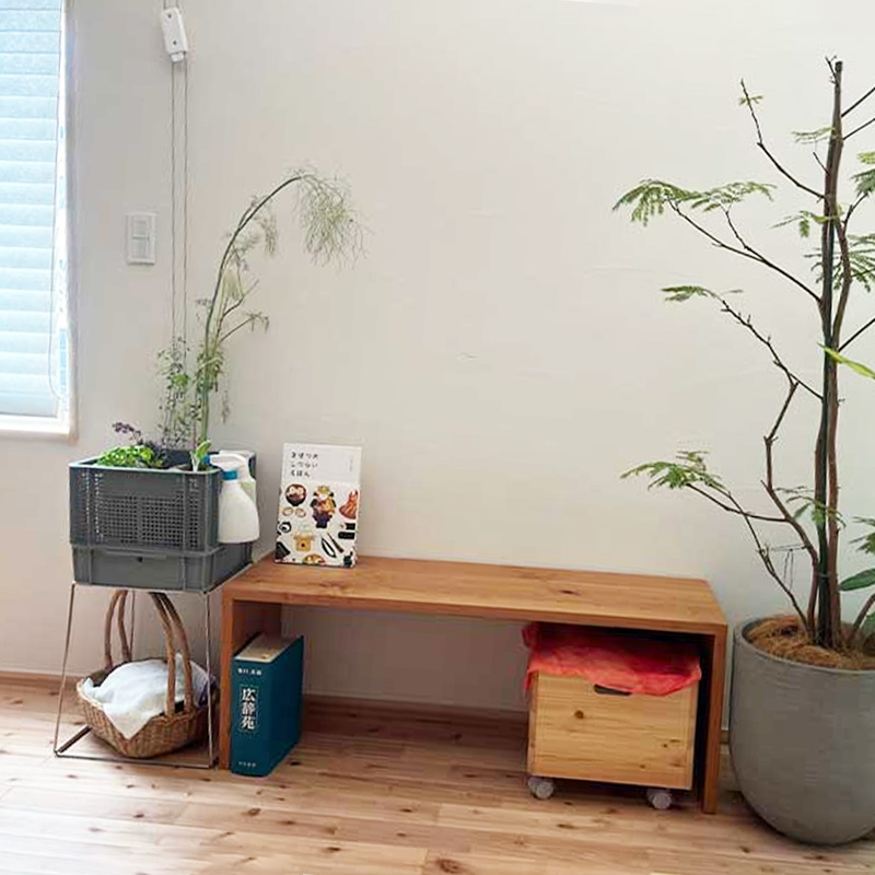 コの字型ベンチ