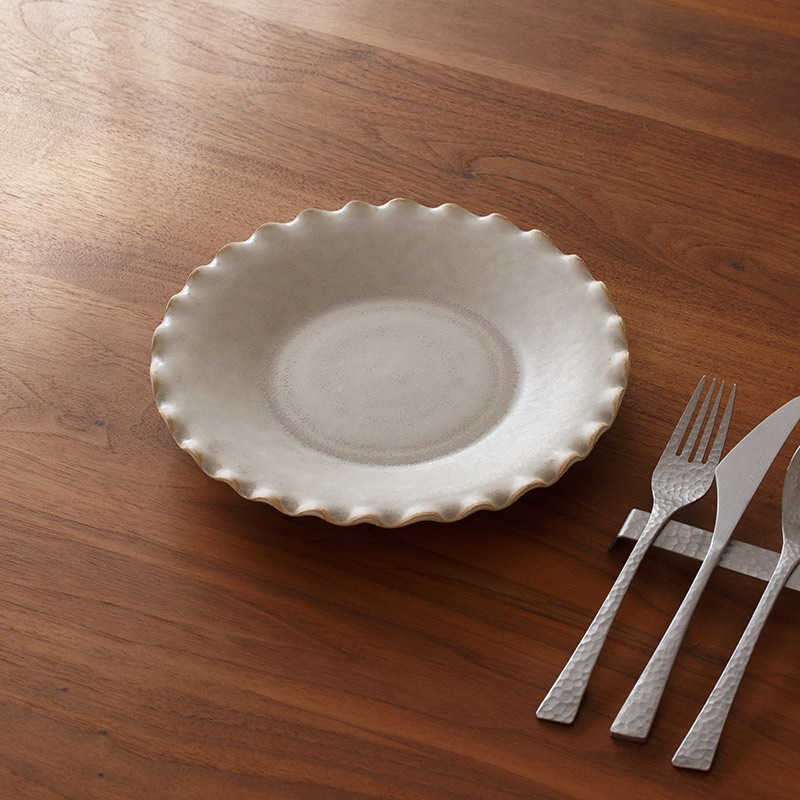 磁器のふち波プレート