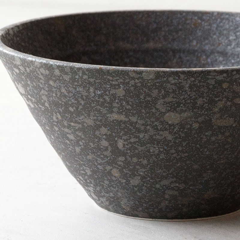 いぶし銀風の鉢ボウル