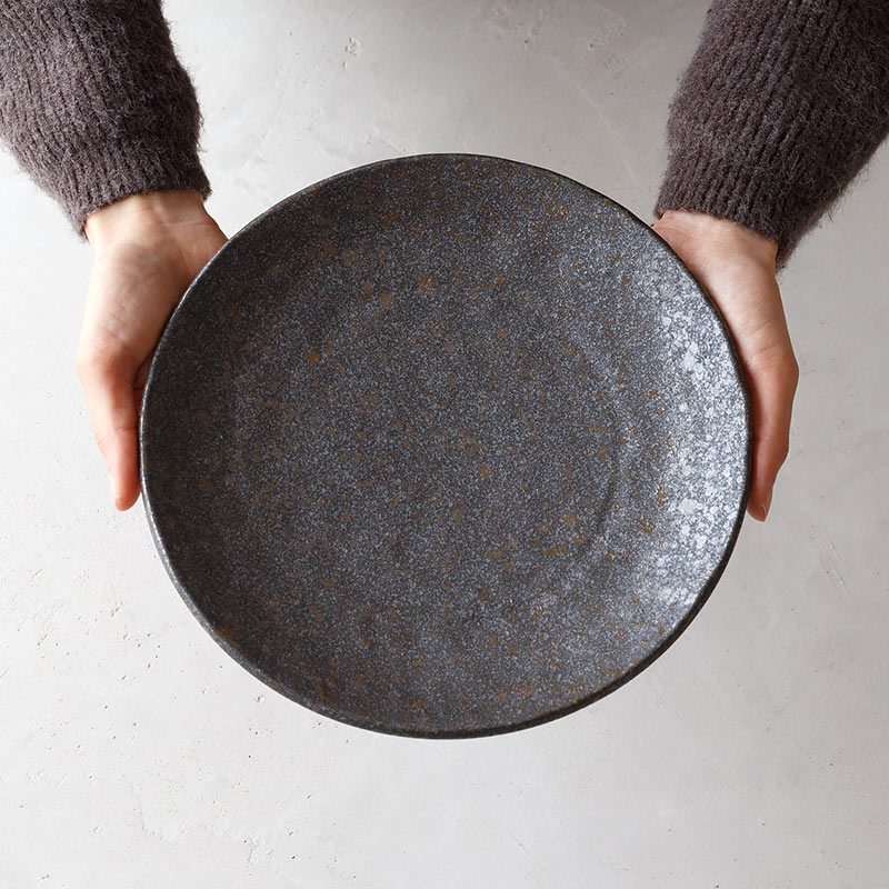 いぶし銀風のお皿