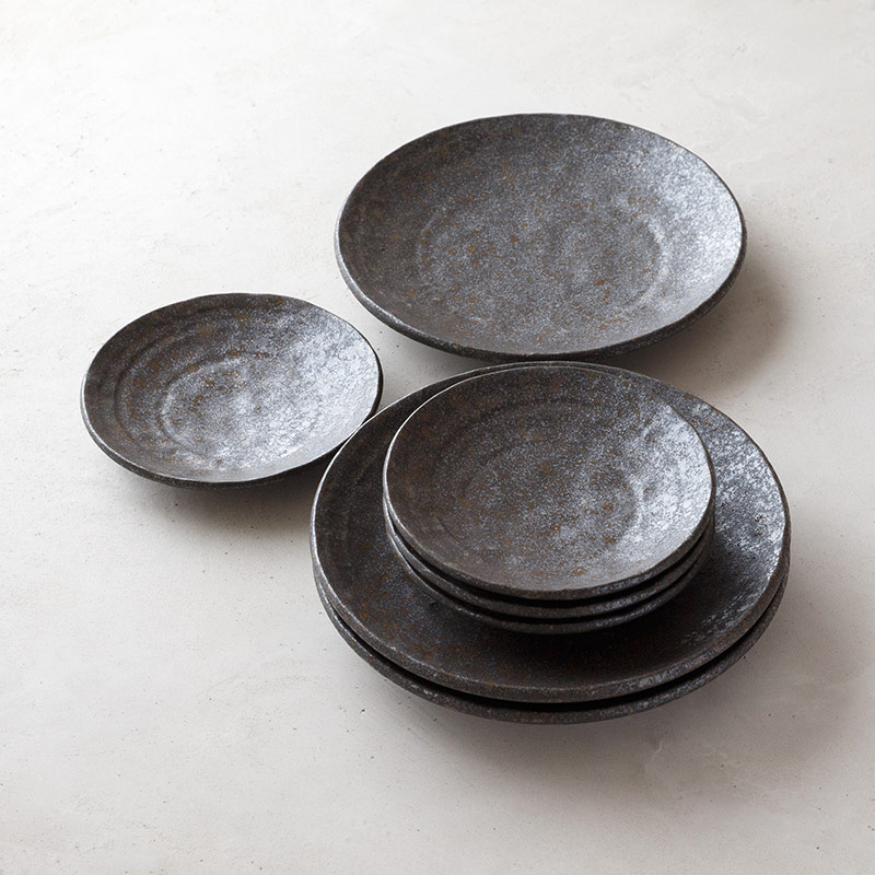 いぶし銀風のお皿