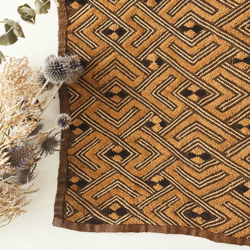 コンゴ クバ王国 シヨワ族のラフィア椰子の布 [草ビロード] - 工芸品